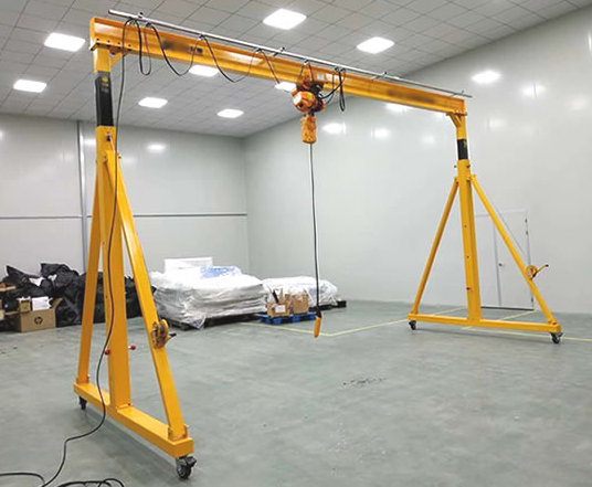 可調(diào)節(jié)升降的小型龍門吊